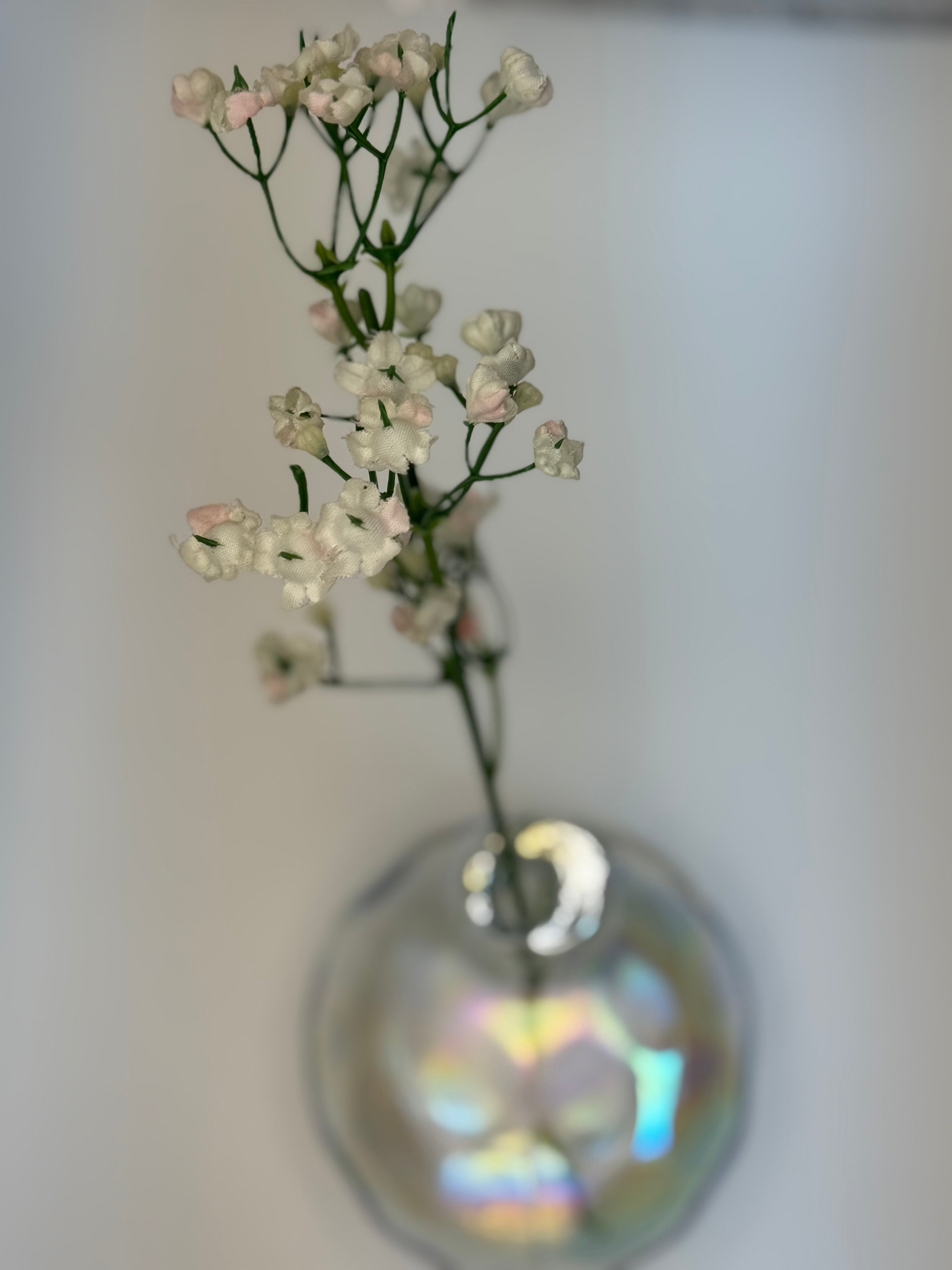 Iridescent Hand-Blown Glass Bud Vase – Organic Mini Vase for Single Stem
