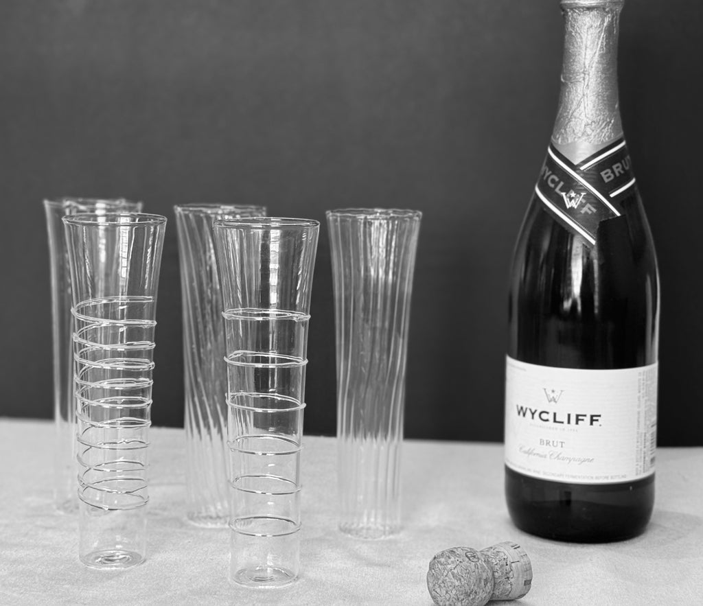 Vintage Spiral Champagne Flutes — Mixed Set of 6 — Optic Twist & Applied Glass Wrap — 1980s Barware