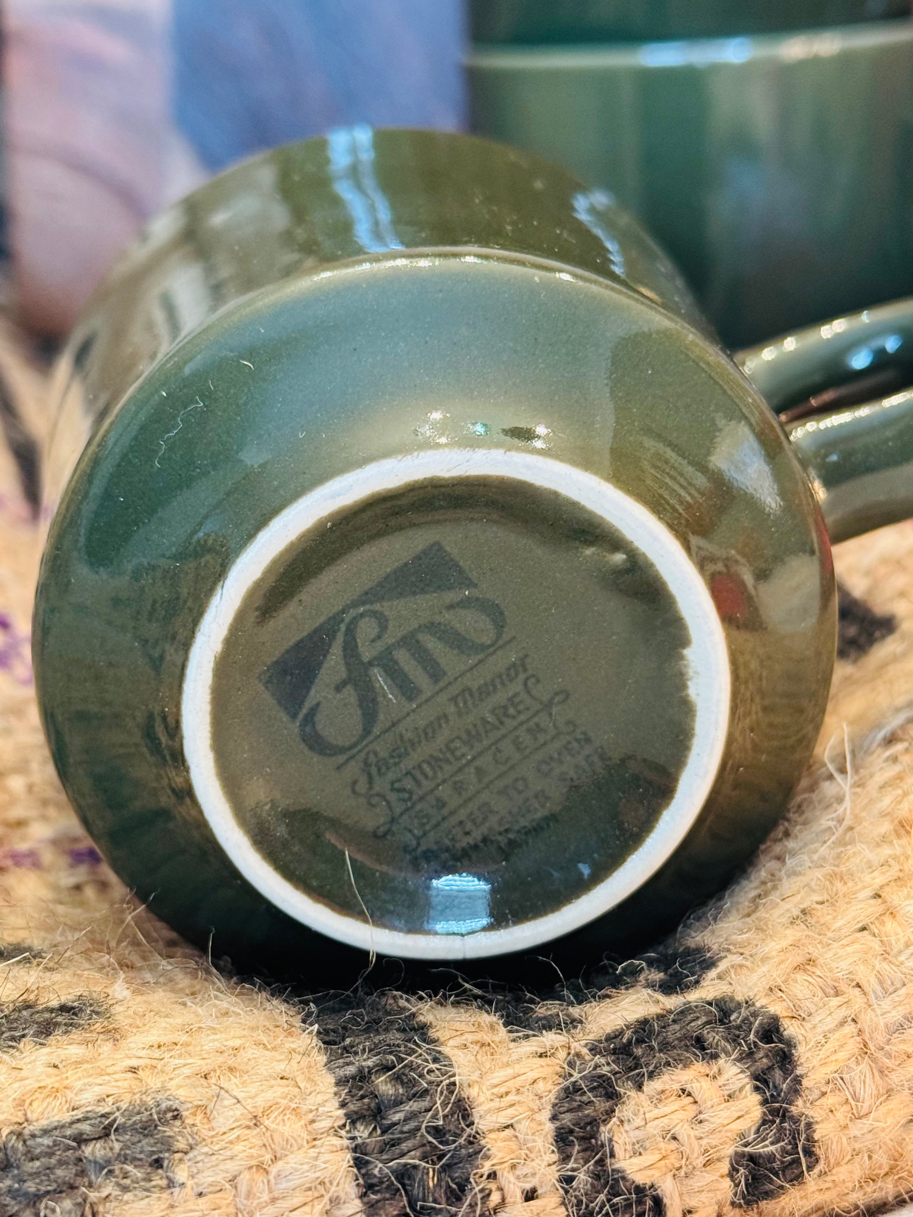 Vintage Sascha Brastoff Sidney Green Coffee Mugs – SMS California Pottery – Mid Century Modern Set of 4
