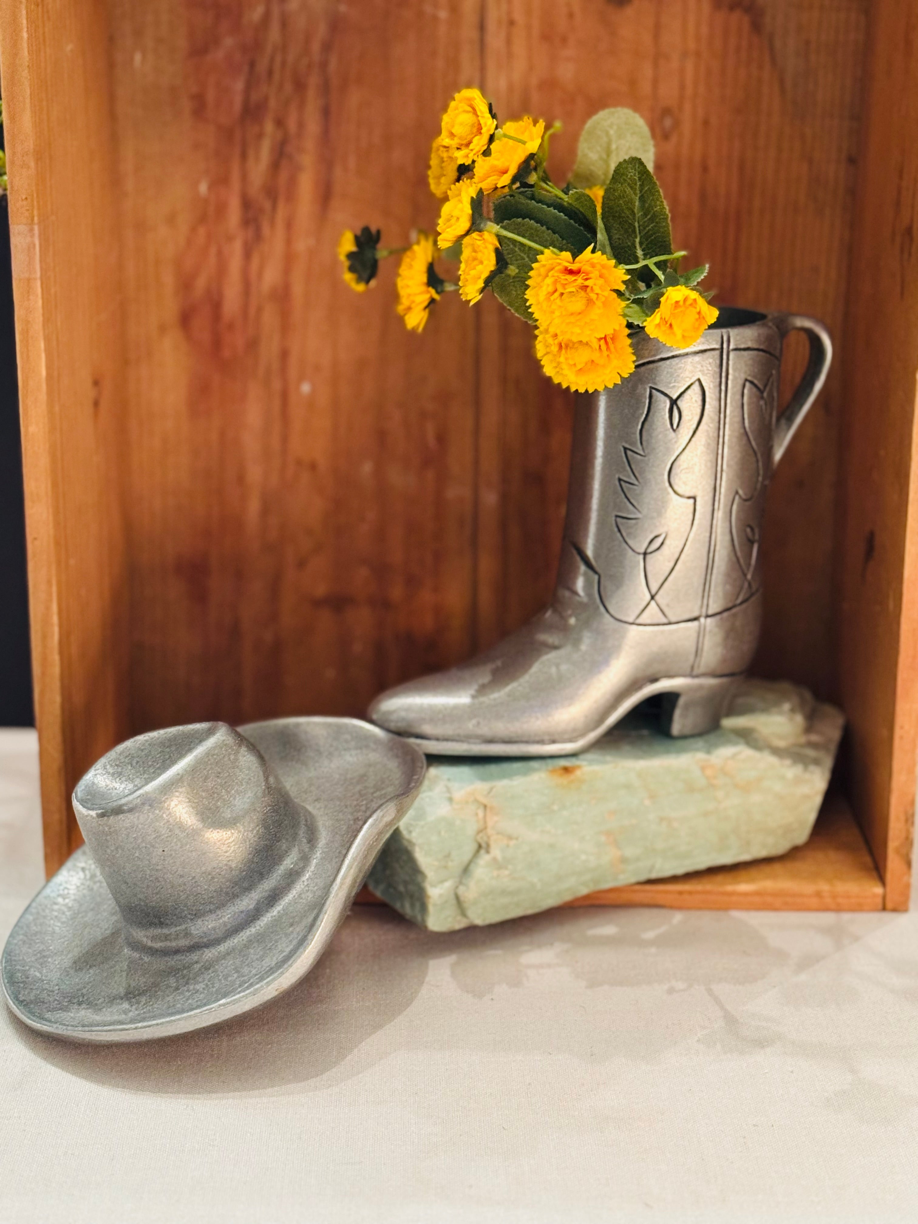 Vintage Cowboy Boot with Cowboy Hat – Western Metal Decor Set
