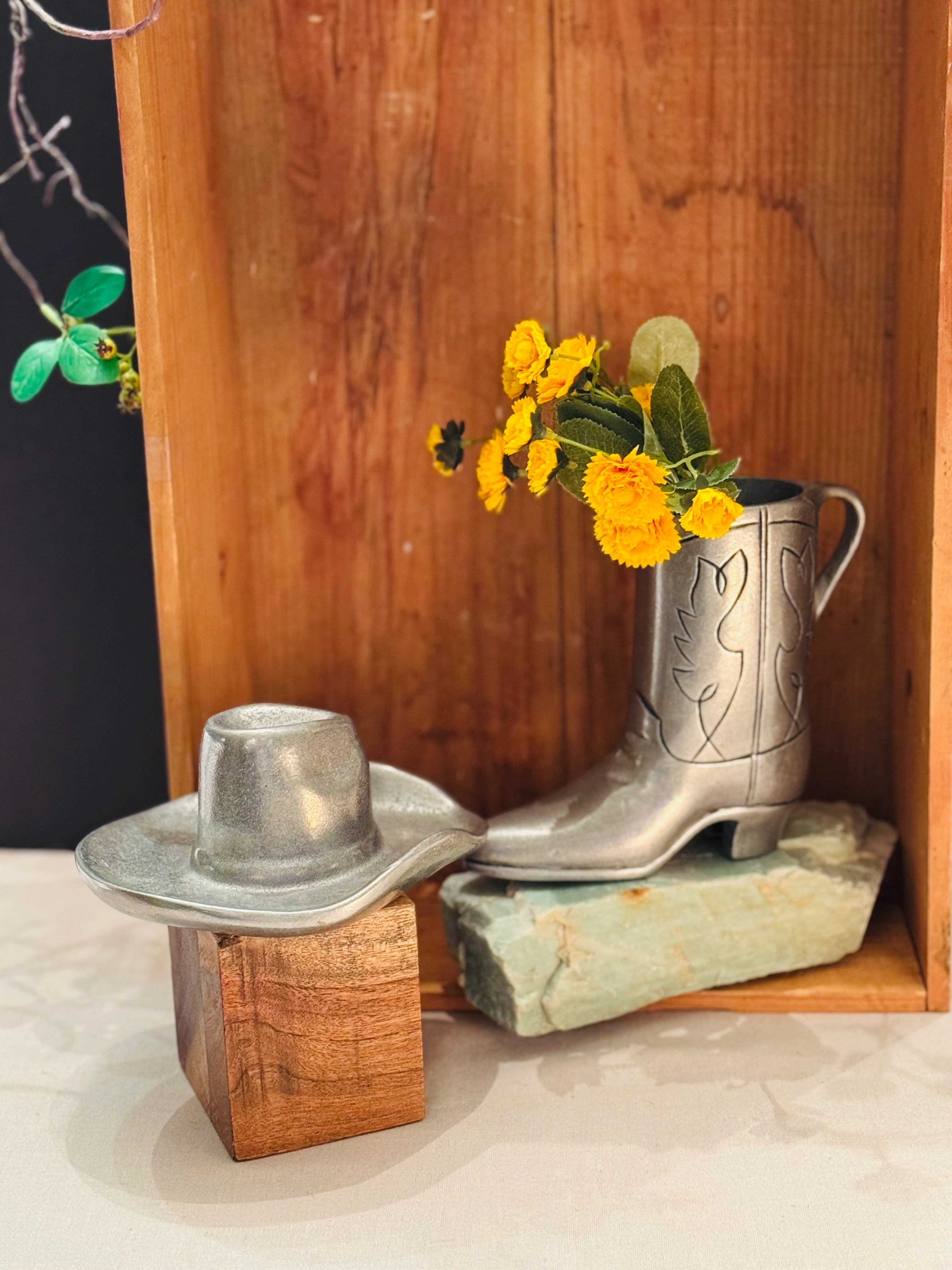 Vintage Cowboy Boot with Cowboy Hat – Western Metal Decor Set