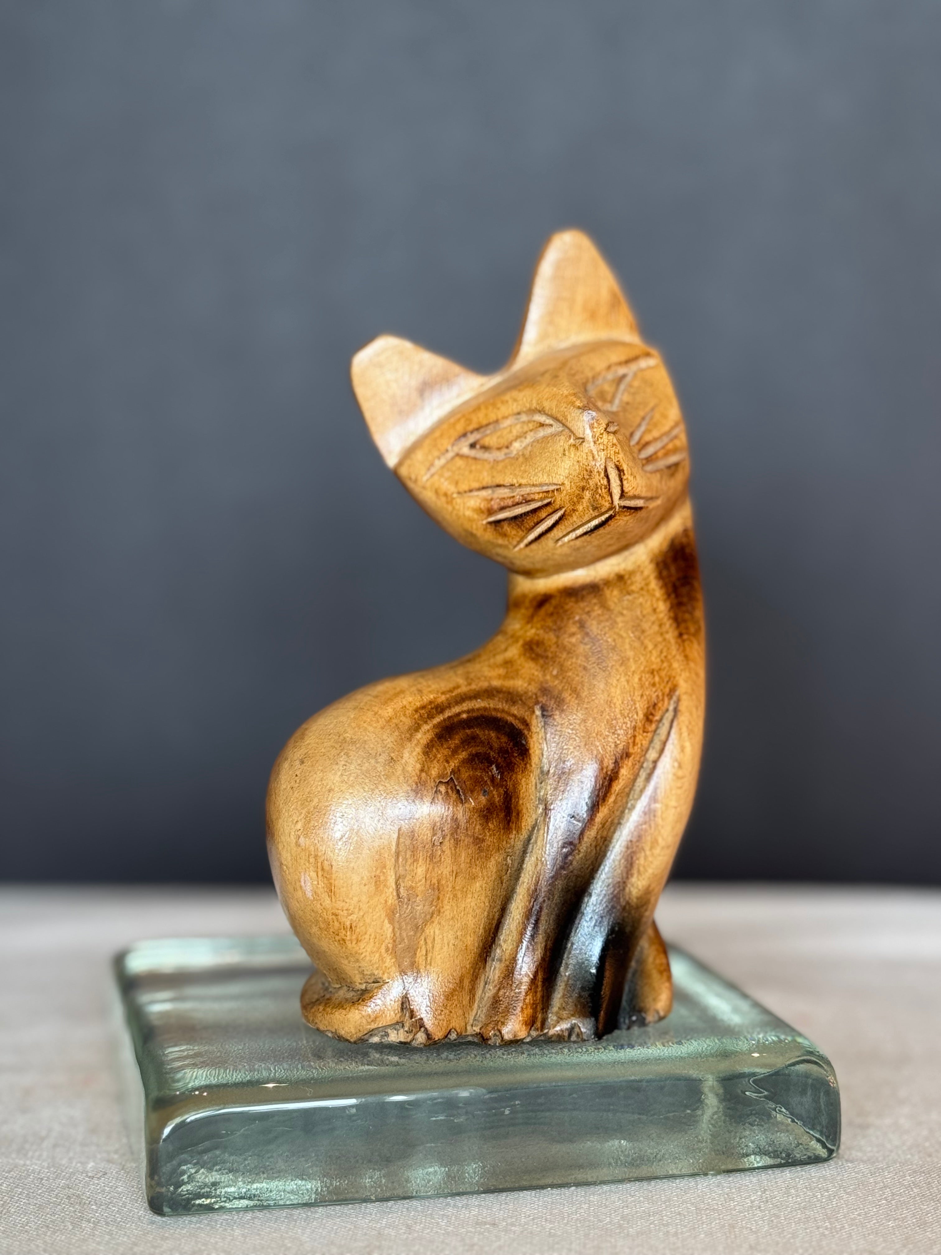 Vintage Hand Carved Wood Cat Figurine – Mid Century Modern Style – 1960s Wooden Cat Sculpture – Scandinavian Style Decor
