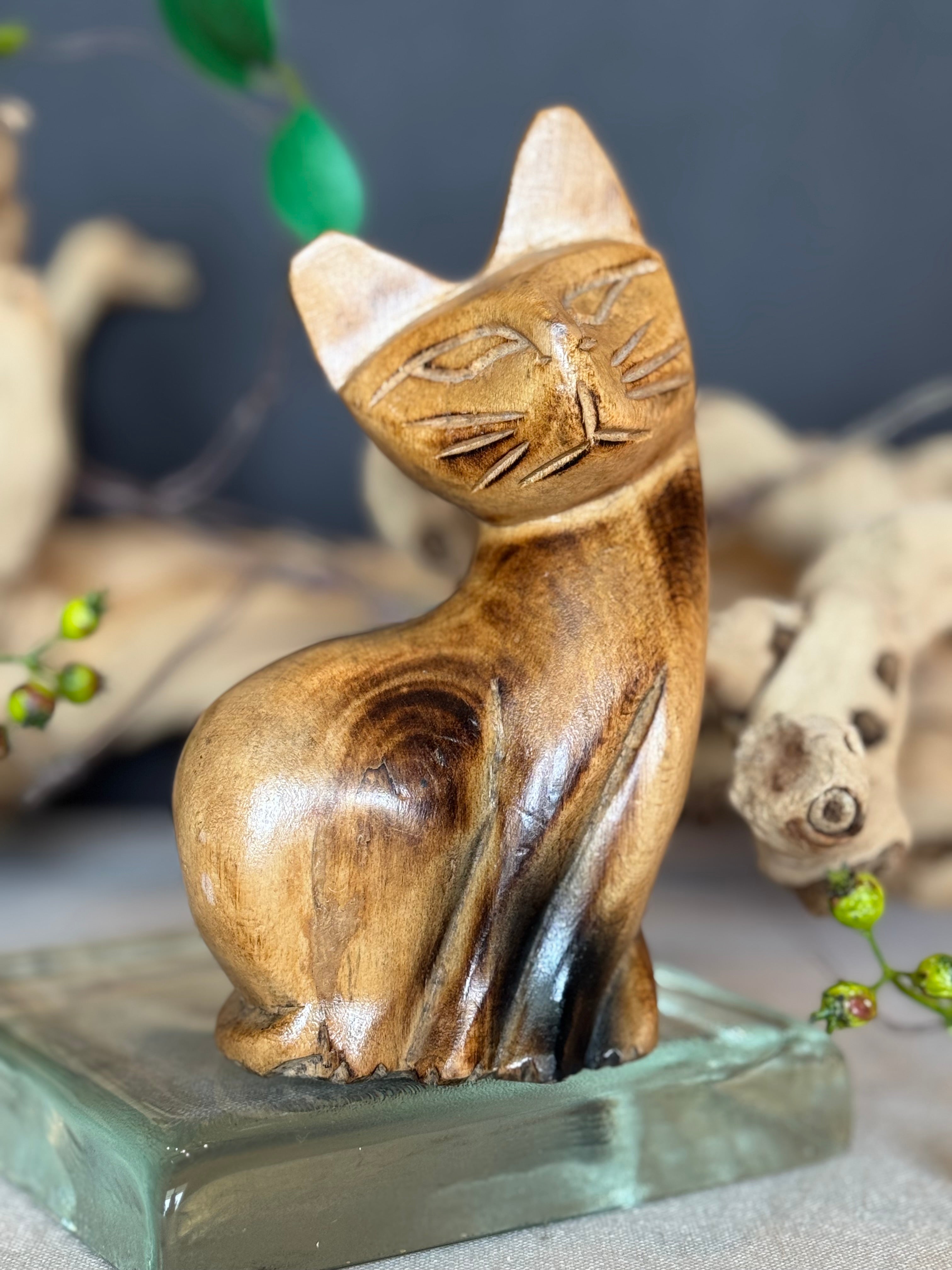 Vintage Hand Carved Wood Cat Figurine – Mid Century Modern Style – 1960s Wooden Cat Sculpture – Scandinavian Style Decor