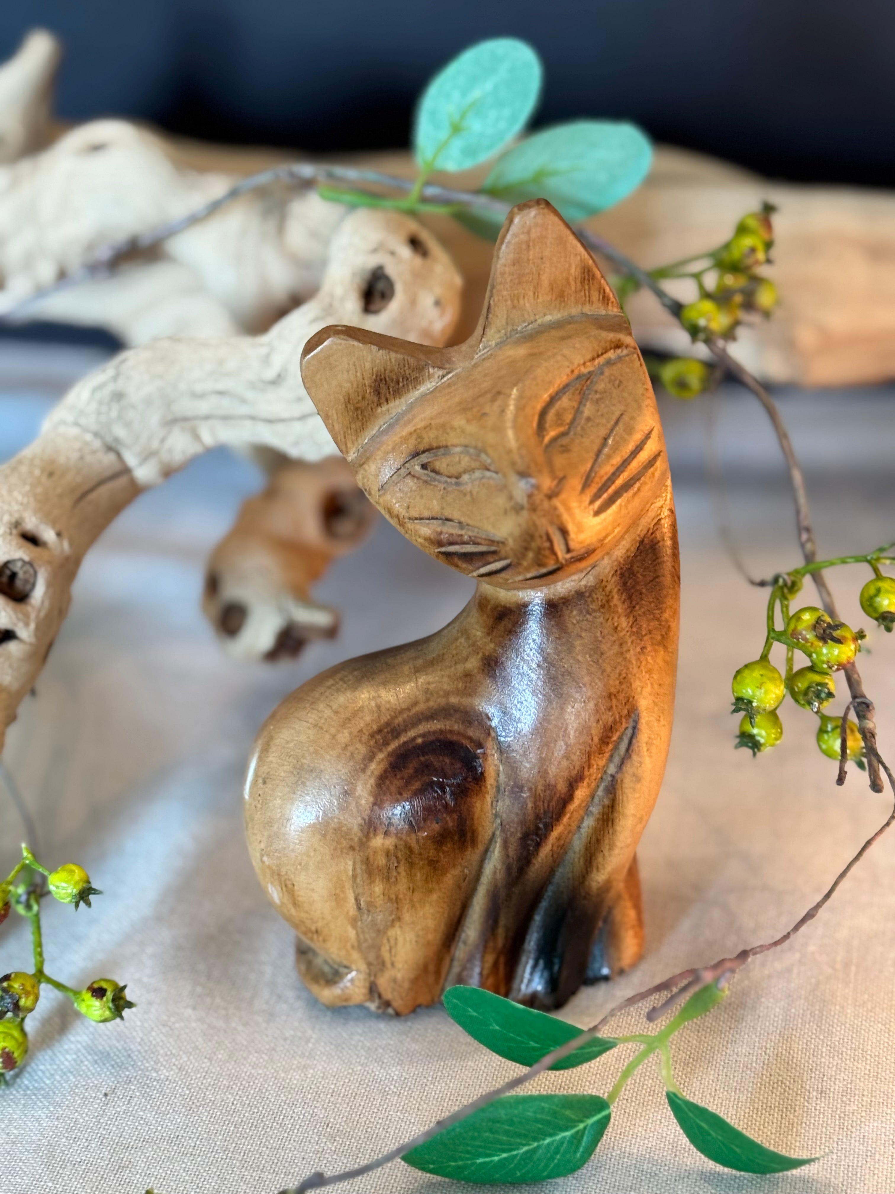 Vintage Hand Carved Wood Cat Figurine – Mid Century Modern Style – 1960s Wooden Cat Sculpture – Scandinavian Style Decor