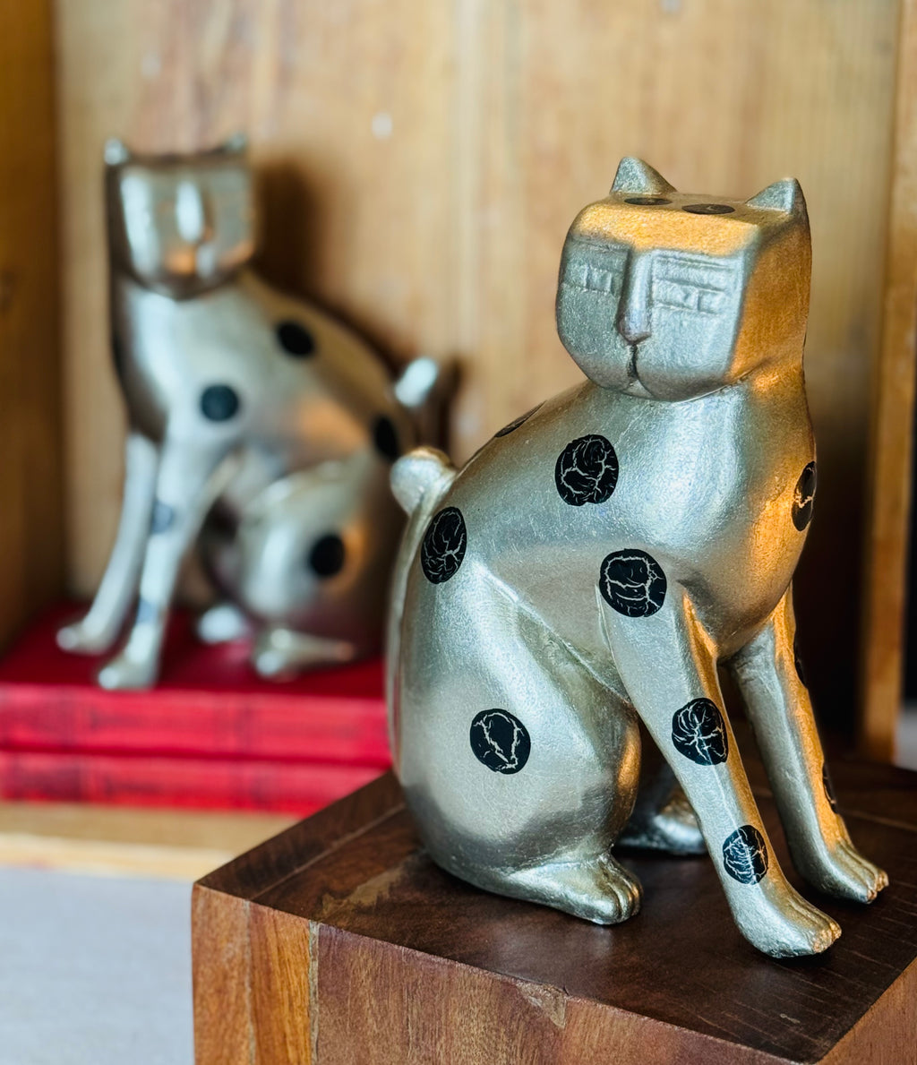 Vintage Metallic Ceramic Cat Figurines – Laurel Burch Style – Postmodern MCM Style – 1980s Cat Pair