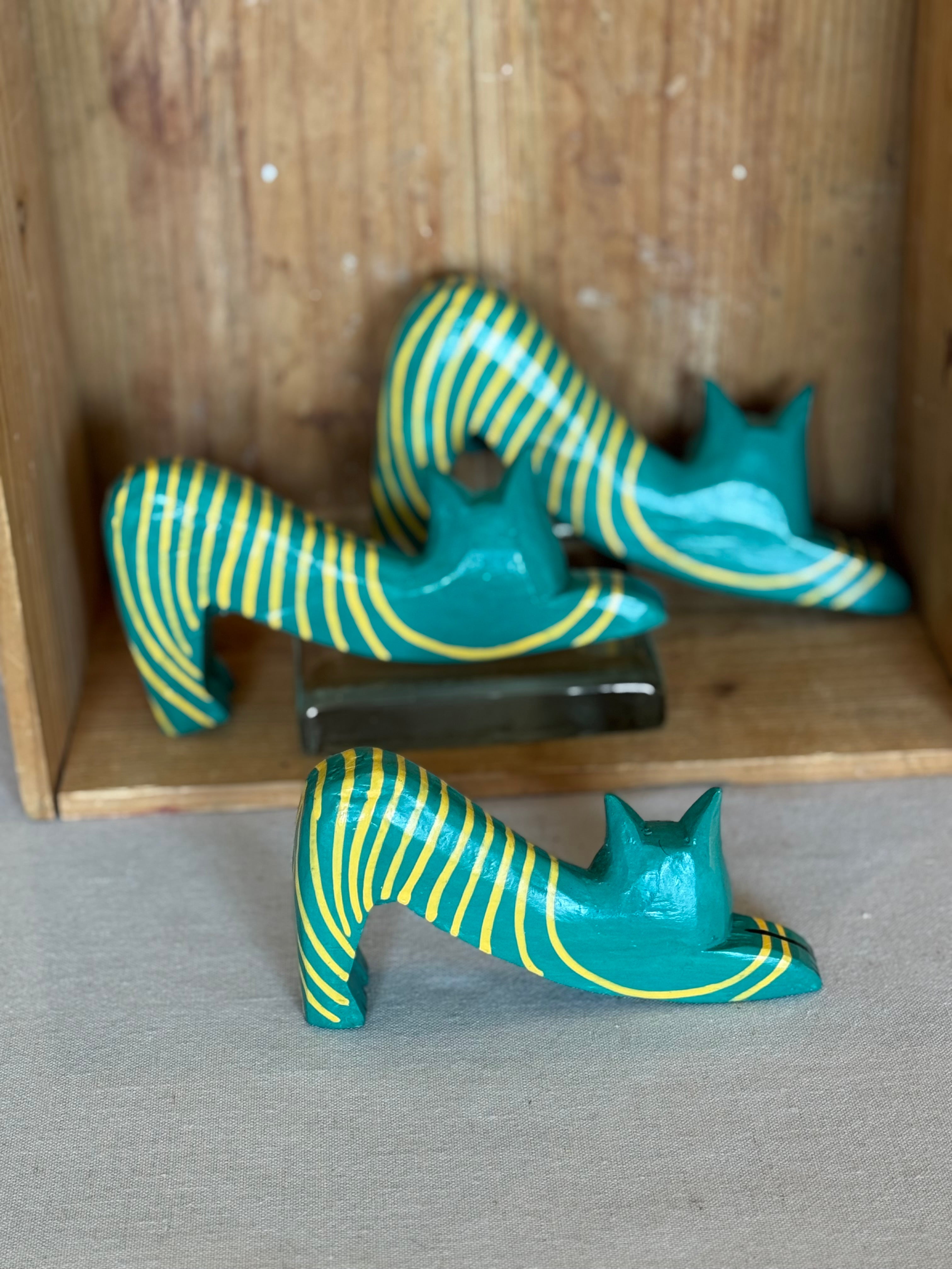 Vintage Hand Carved Wooden Cats – Laurel Burch Style Folk Art Cat Sculptures – Painted Wood Cat Figurines – Bookshelf Decor