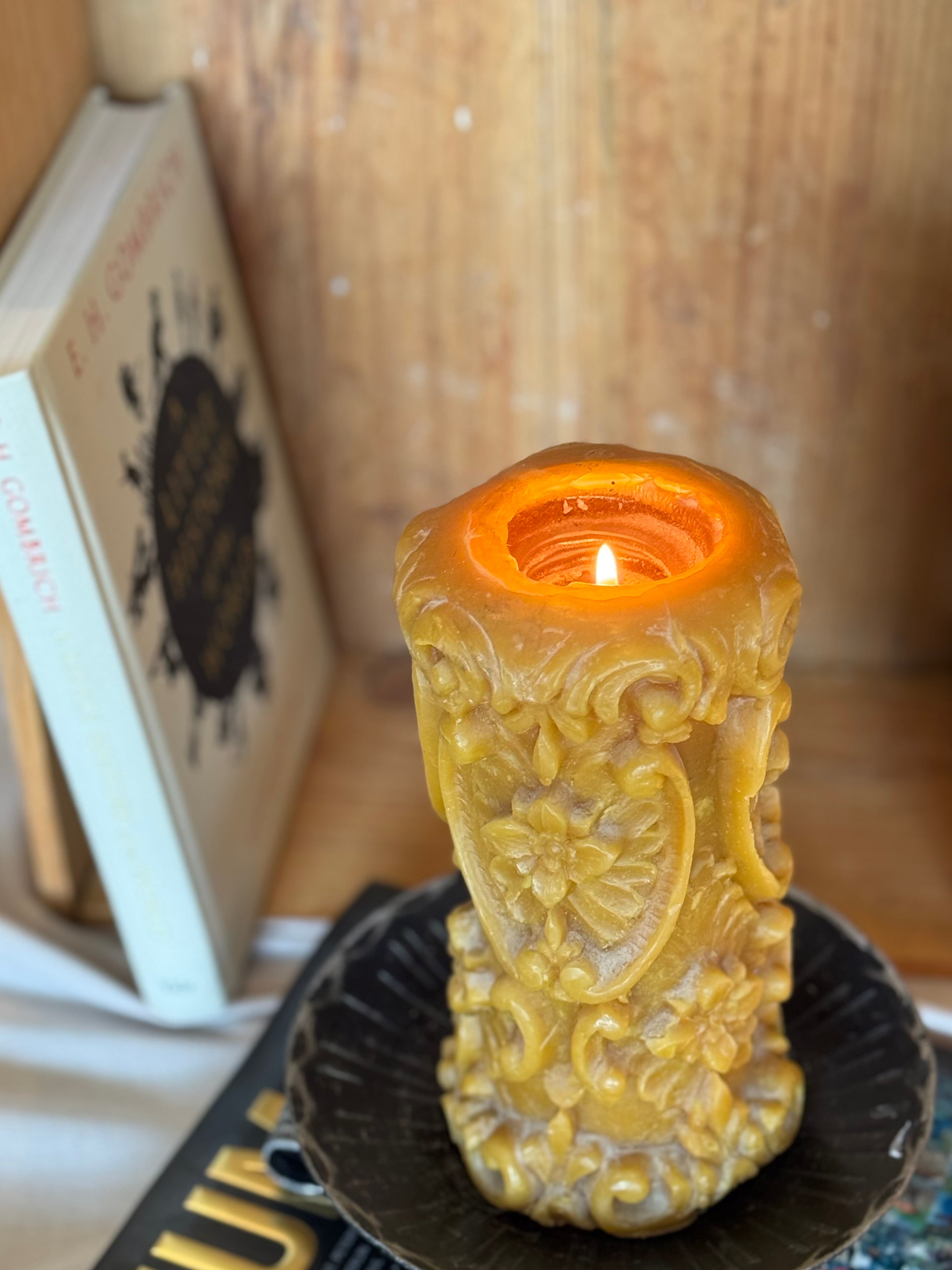 Vintage German Hand-Carved Beeswax Pillar Candle – Floral Relief Stumpenkerze