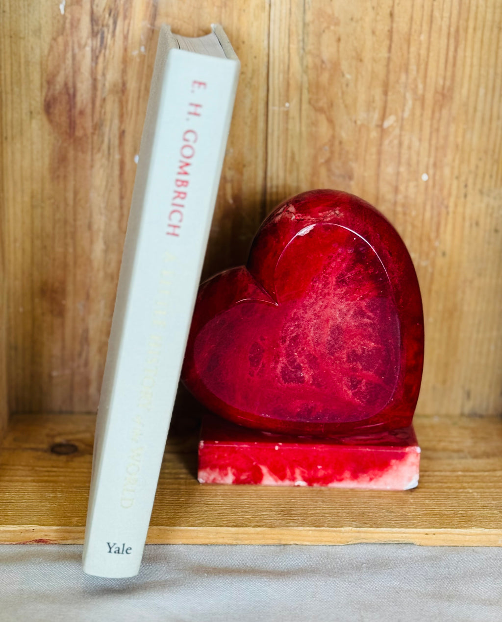 Charming Vintage Italian Red Alabaster Heart Bookend – Carved Stone Book End – Mid Century Alabaster – Volterra Italy