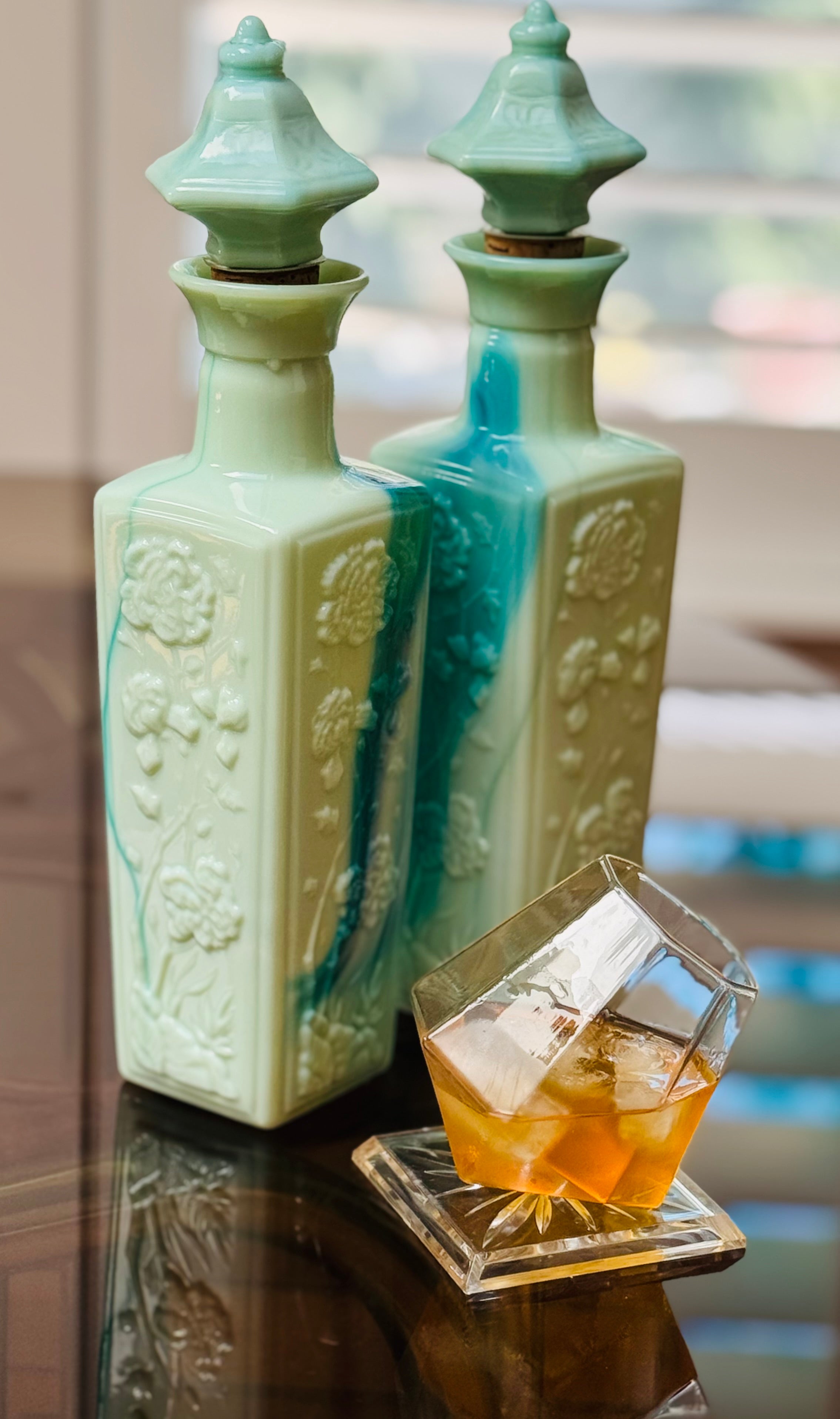 🔥🔥 Set of 2 Faceted “Diamond” Whiskey Glasses — Geometric Lowball Tumblers